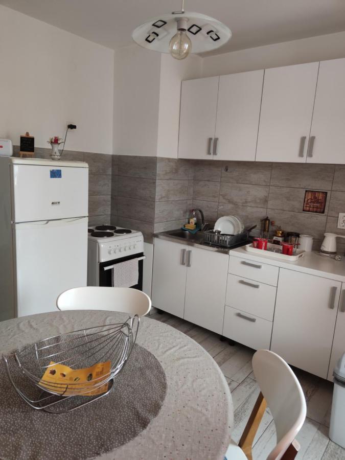 Apartmani Nina SJJ Buitenkant foto
